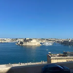 Seaview Townhouse Apartment Valletta